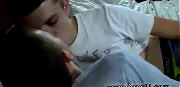  Virus free gay twink videos and kneeling xxx Much to frat guy, Alex&039;s